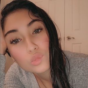 Meet your Posher, Sheila